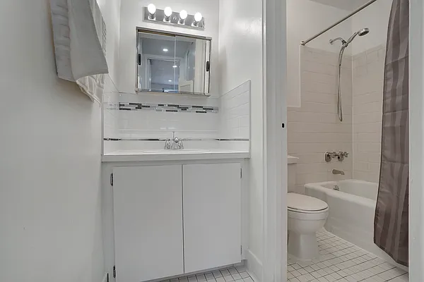 Rented by Corcoran | media 11