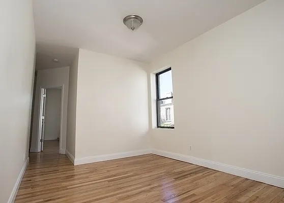 Rented by Compass | media 9