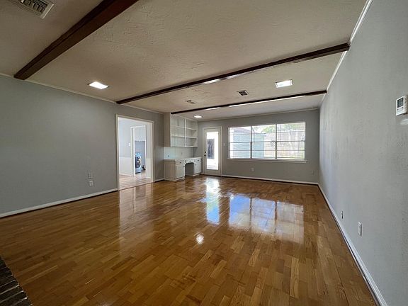 Alternate end of Living Room.