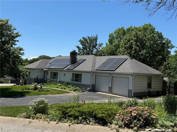 10008 Mercier St, Kansas City, MO 64114