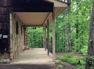 124 Caldwell Dr, Oak Ridge, TN 37830