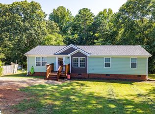 1126 Christopher Ln, Liberty, SC 29657