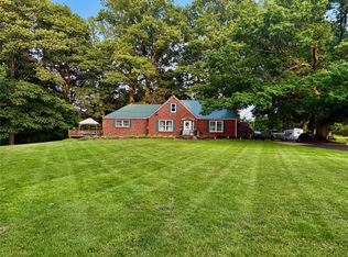 6571 W Lake Rd, Fairview, PA 16415