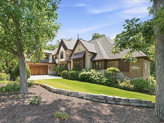 2nd image of 1009 Foy Ct