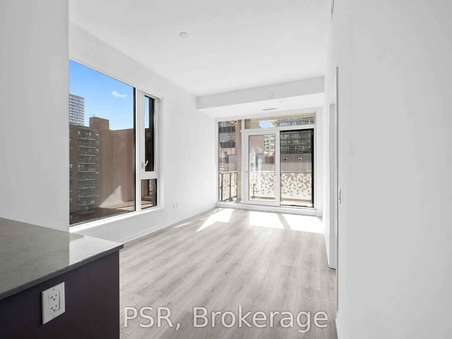 3 bed, $4,250 — Photo 2
