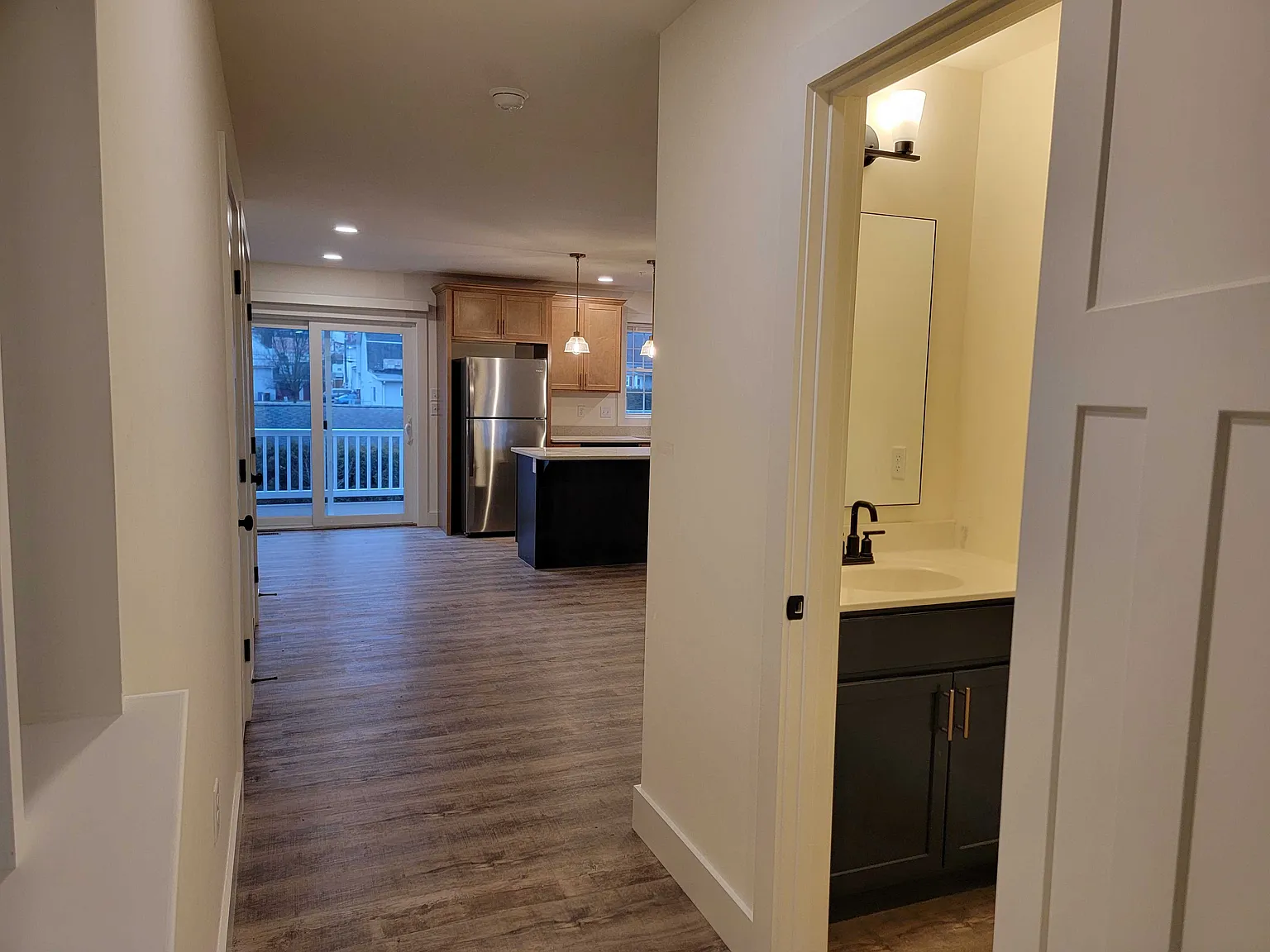 3 bed, 2.5 bath, 1536 sqft, $1,775 — Photo 2