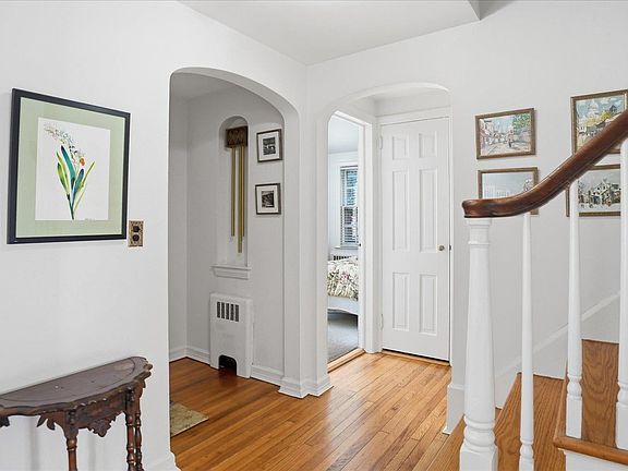 2nd image of 6 Derby Road