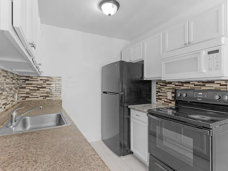 5364 & 5372 Young St — Photo 10