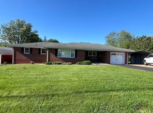 33 Glenwood Cir, Crossville, TN 38555