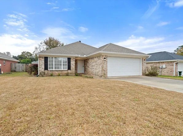 8218 Edgewood Dr, Daphne, AL 36526