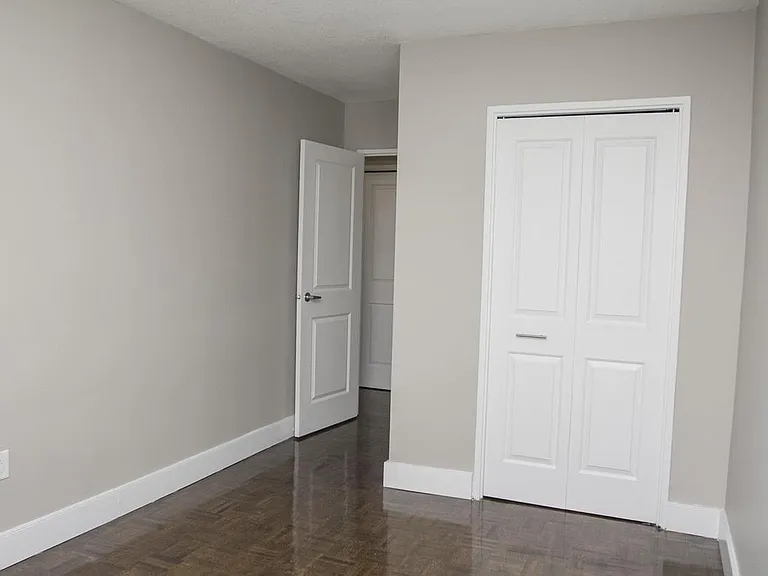 2185 Sheridan Park Dr — Photo 41