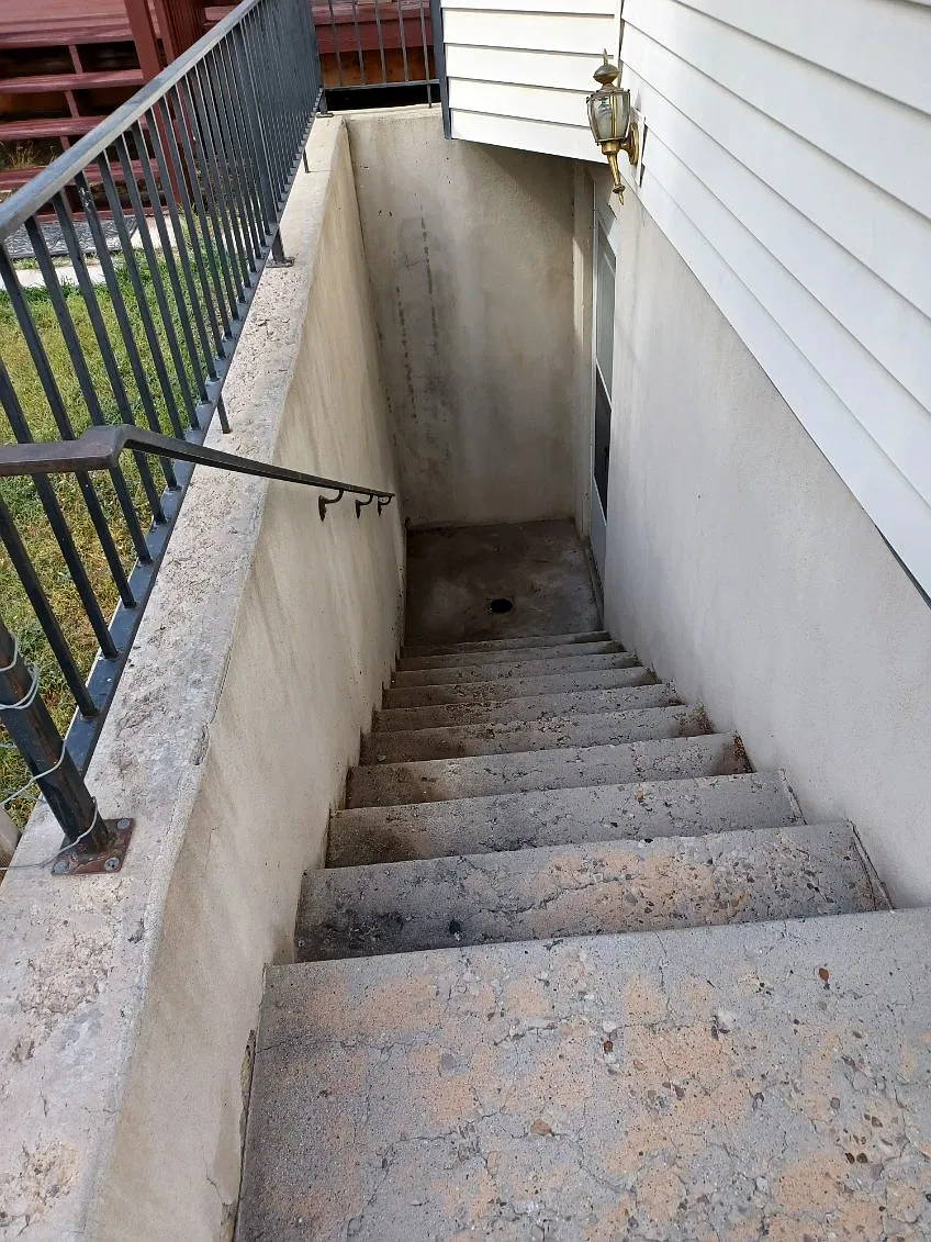 2 bed, 1400 sqft, $1,300 — Photo 3