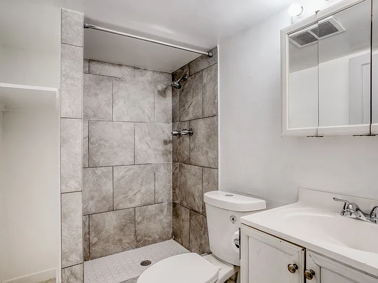 377 Depew St — Photo 10