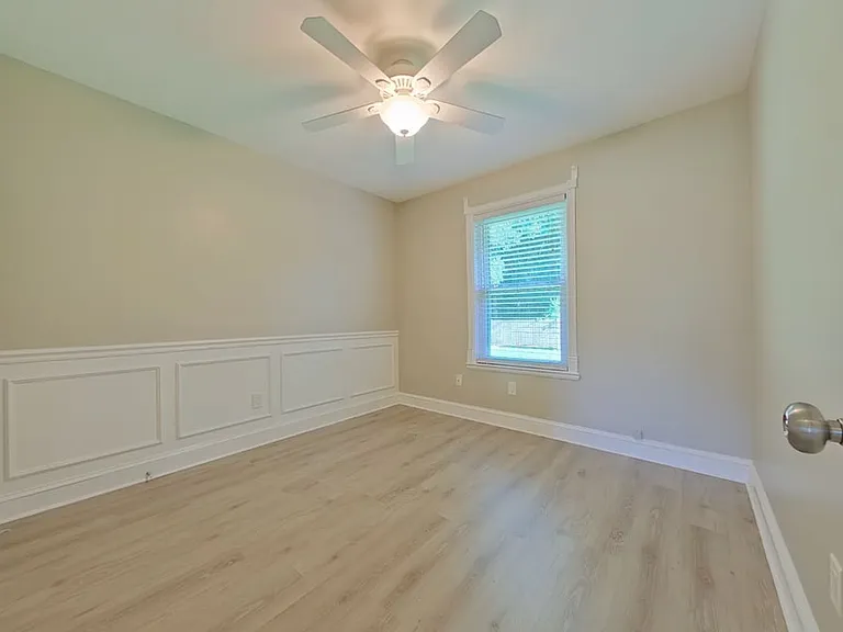 317 Springwood Cir — Photo 13