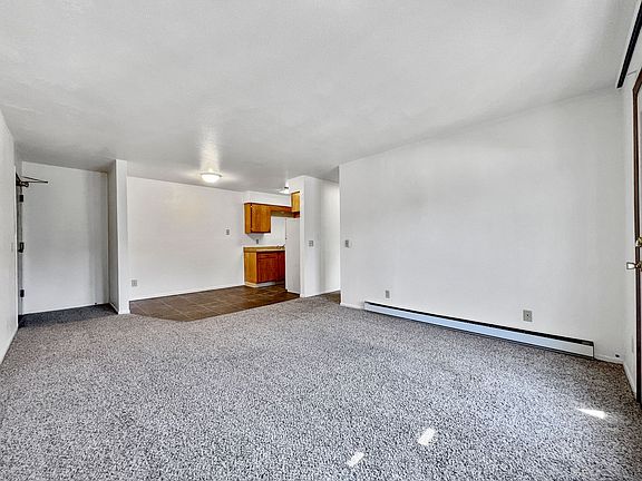 5th image of 1702 S 7th Ave #9