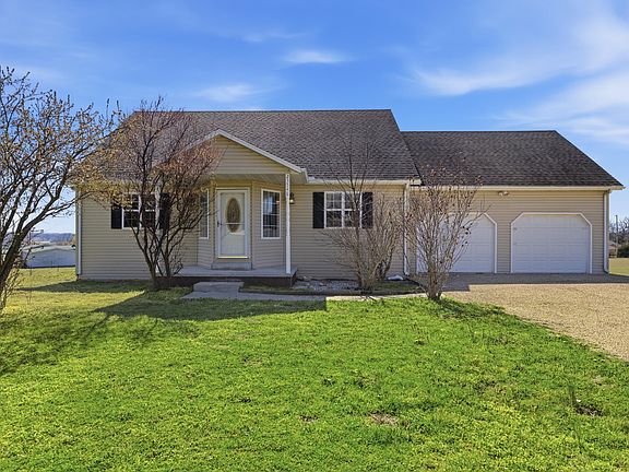 3rd image of 23548 Lawrence 1090