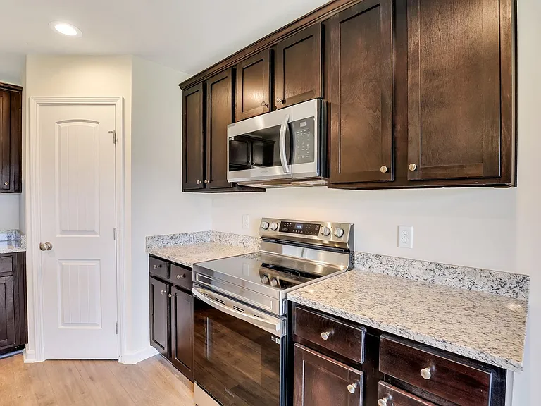 103 Pearson Ln — Photo 16