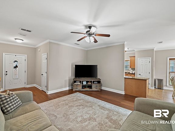 3rd image of 34272 Paisley Ave