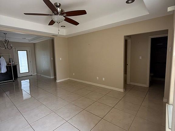 3rd image of 3236 Resaca Vista Dr