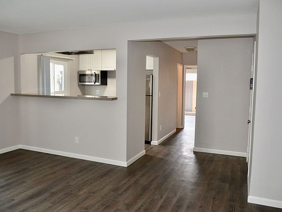 4th image of 634 Seacoast Dr APT C
