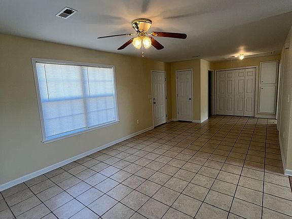 5th image of 3943 Greenpond Rd