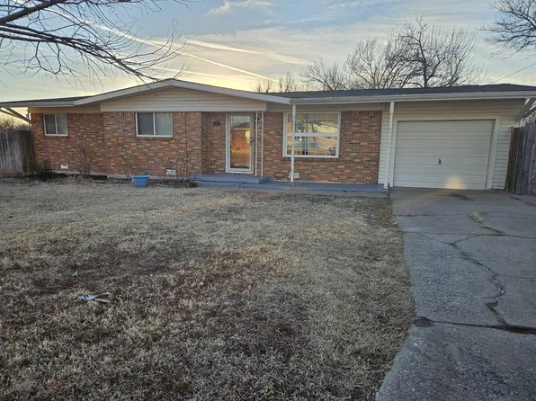1902 NW 39th St, Lawton, OK 73505