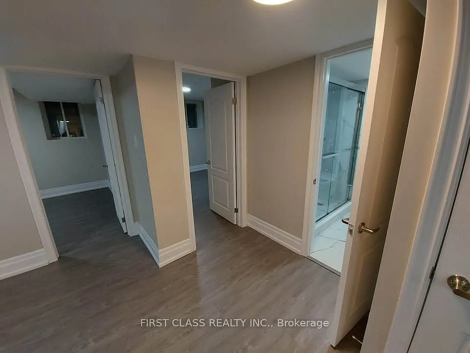 15 Donald Powell Cres