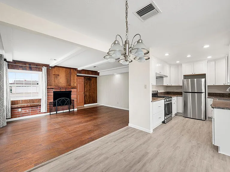 4148 Cole Way — Photo 10