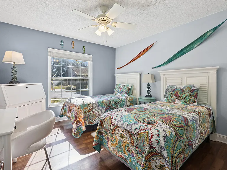 2472 Saint Augustine Blvd — Photo 16