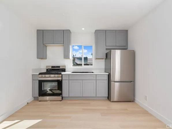 240 E 84th St, Los Angeles, CA