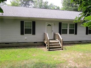 8798 General Puller Hwy, Hartfield, VA 23071