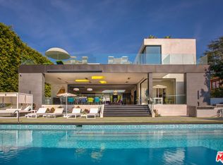 809 N Rexford Dr, Beverly Hills, CA 90210