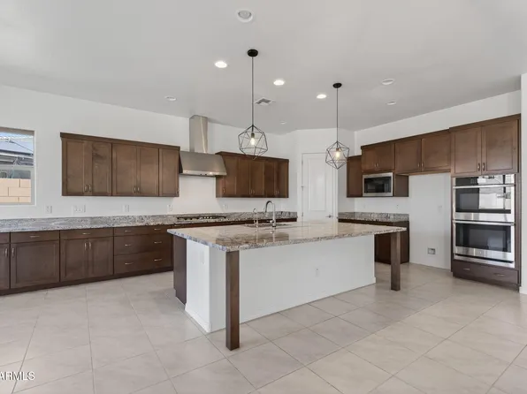 9960 E SEISMIC Avenue, Mesa, AZ 85212