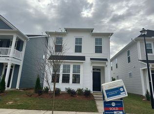 49 Pear Blossom Pkwy, Clayton, NC 27520