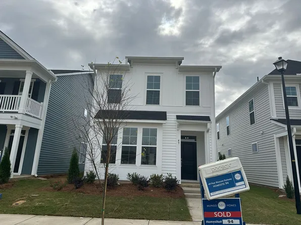 49 Pear Blossom Pkwy, Clayton, NC 27520