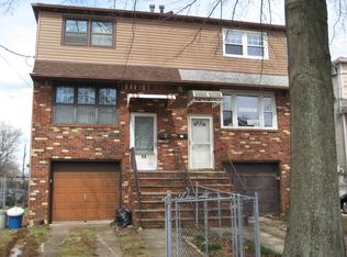 99 Wilcox St, Staten Island, NY 10303