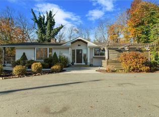 184 Little Meadow Rd, Guilford, CT 06437