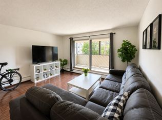 1513 26th Ave SW #108, Calgary, AB T2T1C4