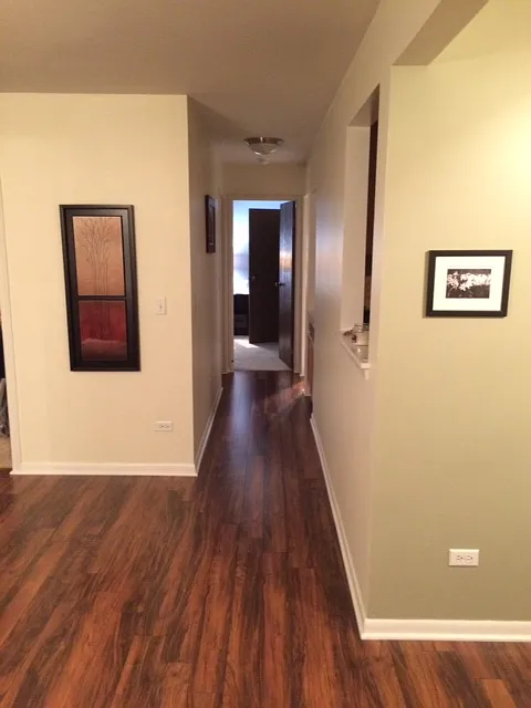 880 N Lakeside Dr APT 1D photo 1