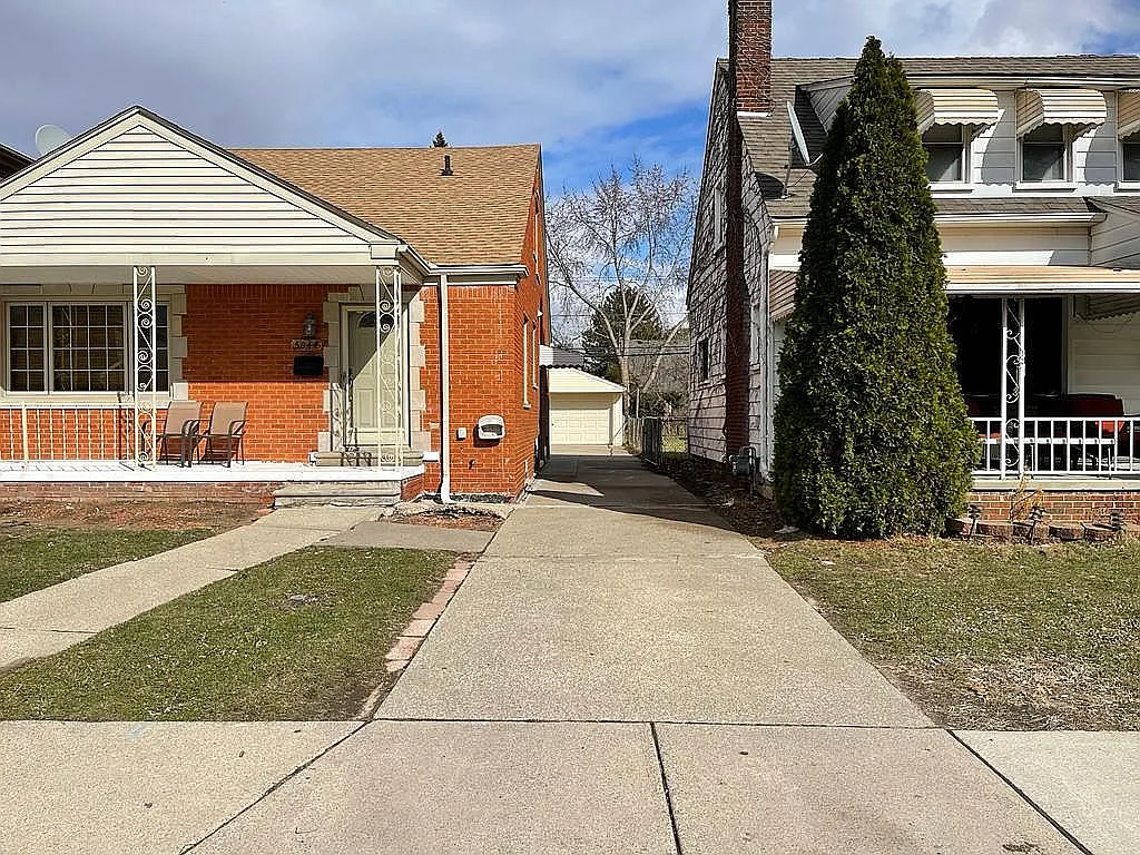5044 Horger St photo 1