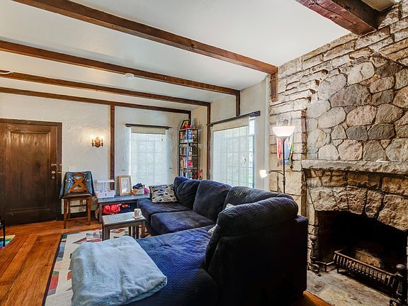 5th image of 637 S Connecticut Ave #4