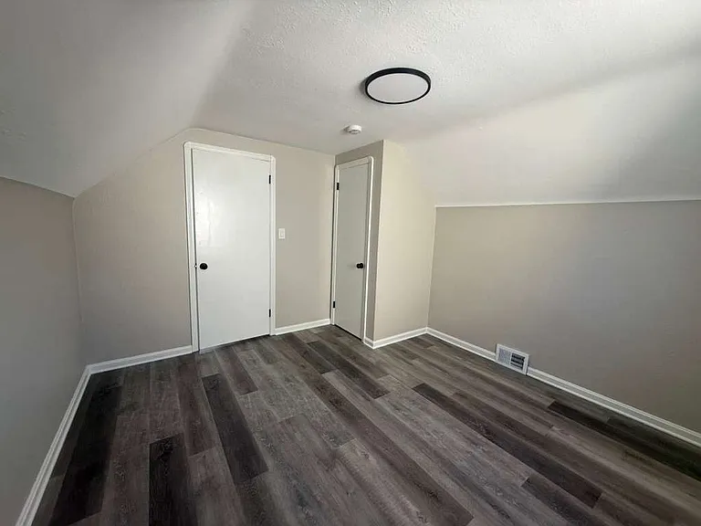 6701 Pelham Dr — Photo 21