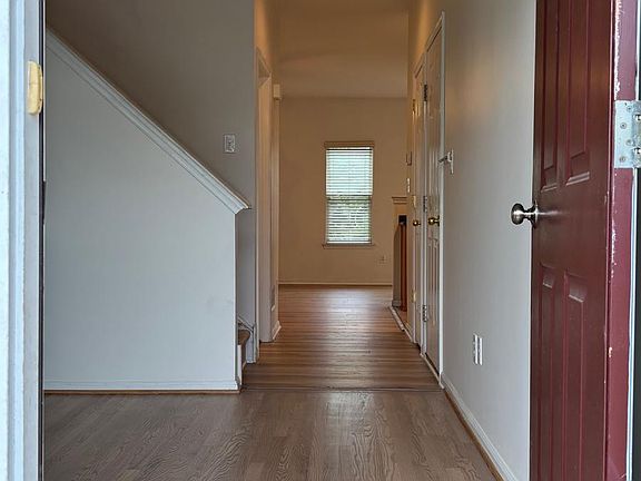 5th image of 1161 Tudor Dr