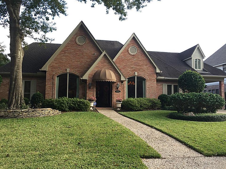 1st image of 18215 Heaton Dr