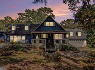 204 Rising Star Rd, Fayetteville, GA 30215