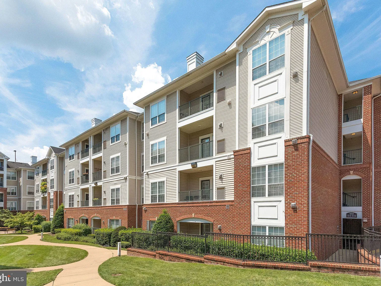 Exchange At Van Dorn — Photo 1