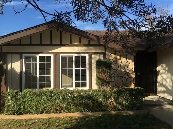 3rd image of 3324 Romford Way
