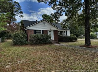 707 NW Hicks Ave, Fayetteville, NC 28304
