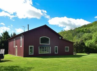 6239 Mutton Hollow Rd, Great Valley, NY 14741