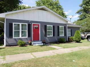 203 E Gelston, Valier, IL 62891